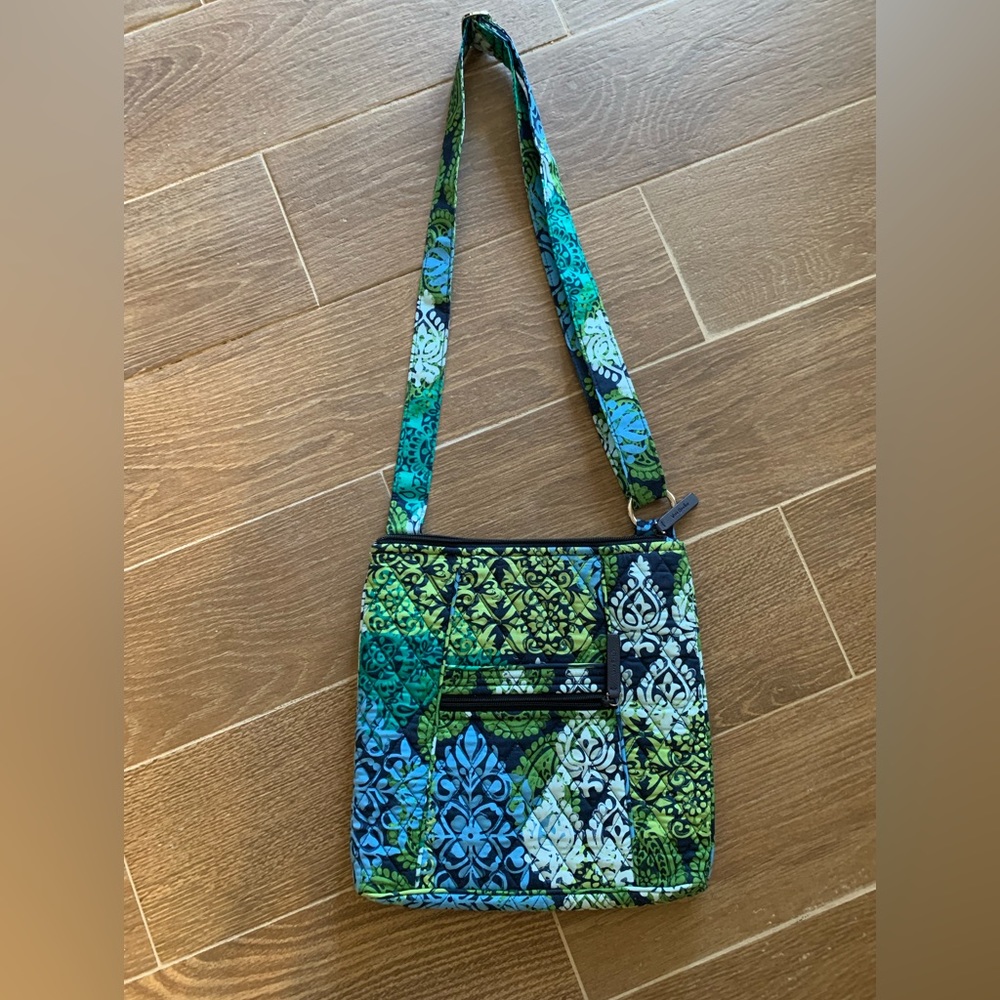 Vera Bradley crossbody.